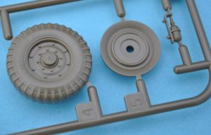 Tamiya-32587-7ton-Armoured-Car-Mk.-IV-13-300x193 Tamiya 32587 7ton Armoured Car Mk. IV (13)