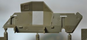 Tamiya-Daimler-Dingo-1zu48-8-300x139 Tamiya Daimler Dingo 1zu48 (8)