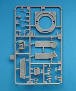 Revell-03305-M-109G-23-251x300 Revell 03305 M 109G (23)