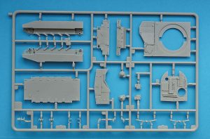Revell-03305-M-109G-24-300x198 Revell 03305 M 109G (24)