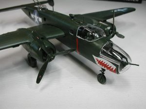 Revell-03650-B-25-Mitchell-Easy-Click-System-9-300x225 Revell 03650 B-25 Mitchell Easy Click System (9)