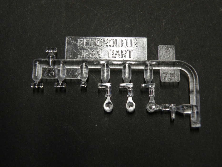Heller-85602-Twin-Set-Jean-Bart-Utrecht-5 Twin Set Jean Bart & Utrecht in 1:200 von Heller #85602