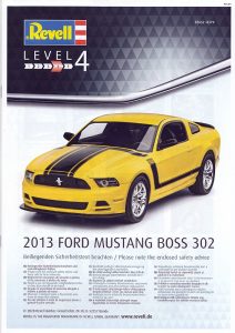 Revell-07652-2013-Ford-Mustang-Boss-302-26-212x300 Revell 07652 2013 Ford Mustang Boss 302 (26)