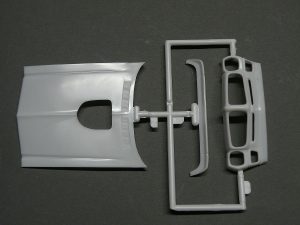 REvell-07672-1970-Pontiac-Firebird-5-300x225 REvell 07672 1970 Pontiac Firebird (5)