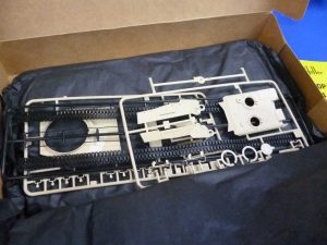 81126-Heller-Leopard1A4-1-35-005-300x225 81126 Heller Leopard1A4 1-35 (005)
