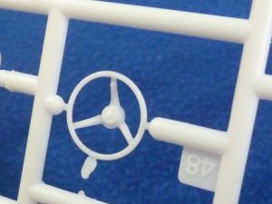 Revell-14545-1968-Pontiac-Firebird-22-300x225 Revell 14545 1968 Pontiac Firebird (22)