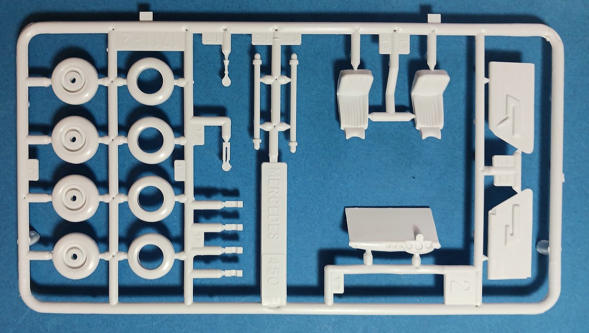 Heller-80171-MB-450-SL-11 Mercedes 450 SL in 1:43 von Heller # 80171