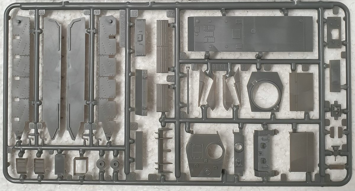 Airfix-A-02338-Cromwell-IV-12 Cromwell IV  in 1:76 von Airfix #A02338