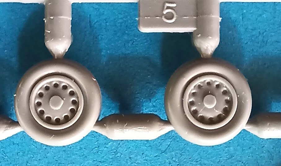 Heller-255-Saab-Draken-14 Kit-Archäologie: Saab Draken 1:72 von Heller # 255