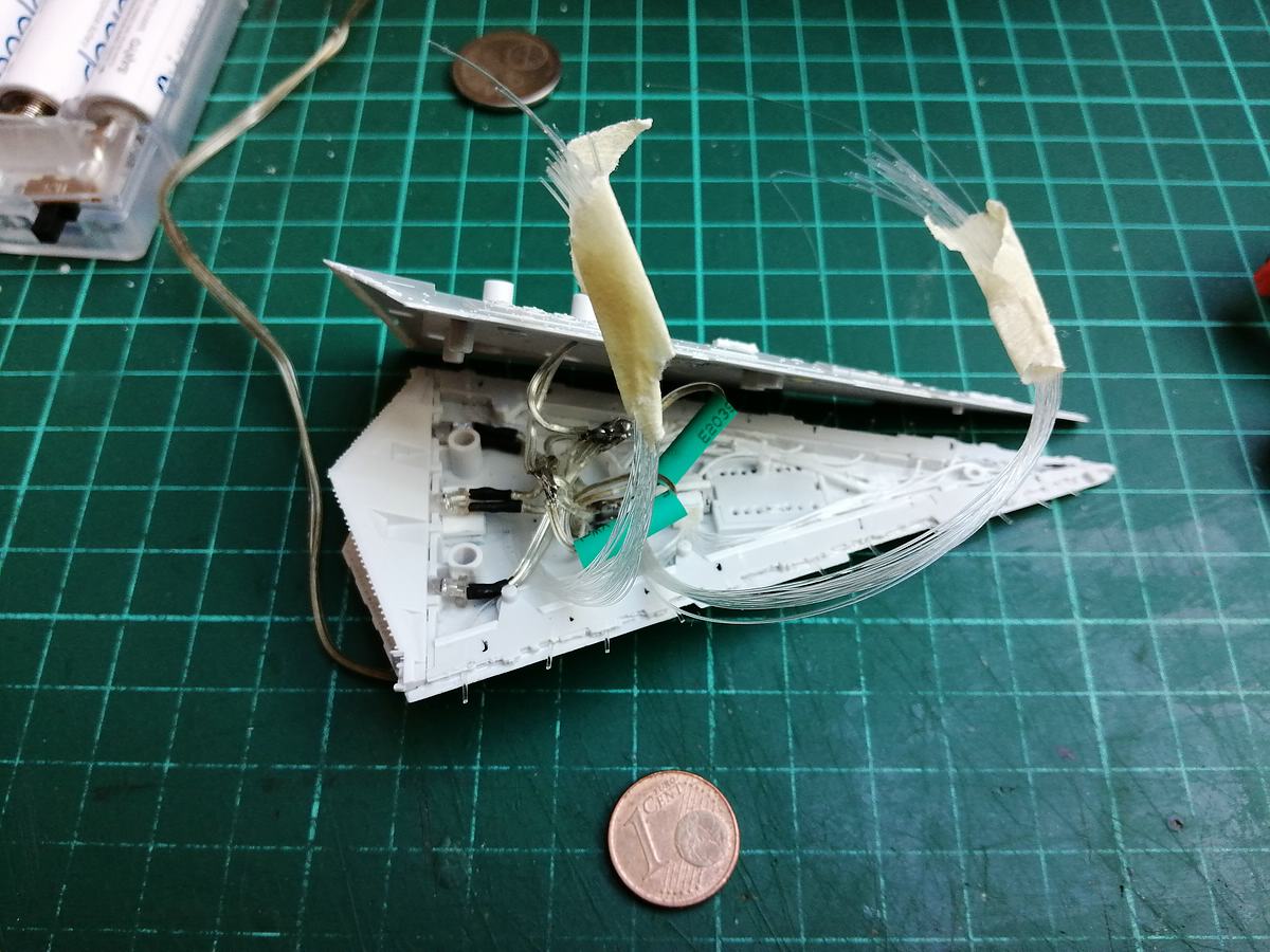 Ralf-Nies-Nr.-3-Elektrik-Sternenzerstoerer-34 Aus der Werkstatt von Ralf Nies: Elektrik im Bandai Sternenzerstörer