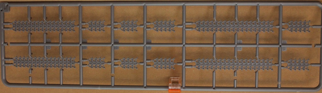 MiniArt-53048-Raupenschlepper_Ost-RSO-01-Wooden-Shelter-32 RSO/01 with Wooden Shelter in 1:35 von Miniart #53048