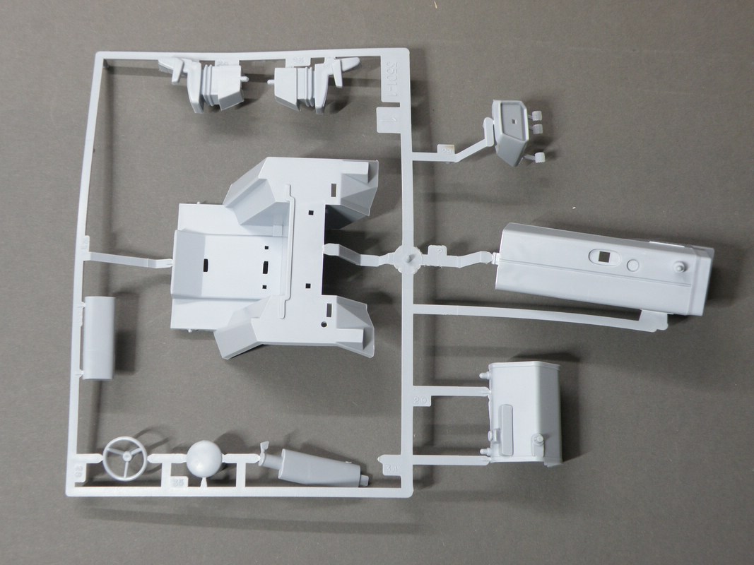 Heller-81403-Landini-Trecker-9 Landini 16000 DT in 1:24 von Heller # 81403