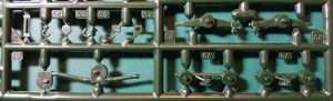 Revell-03226-M19-Panzertransporter-25-300x91 Revell 03226 M19 Panzertransporter (25)