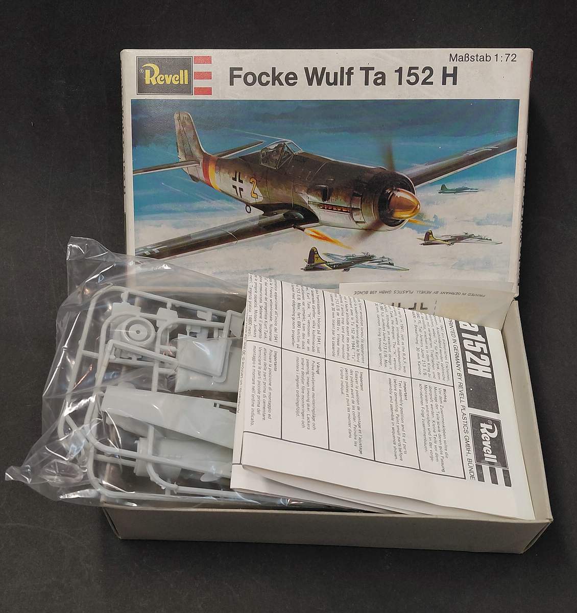Revell-H-81-Ta-152H-3 Kit-Archäologie: Focke Wulf Ta 152 H in 1:72 von Revell # H-81